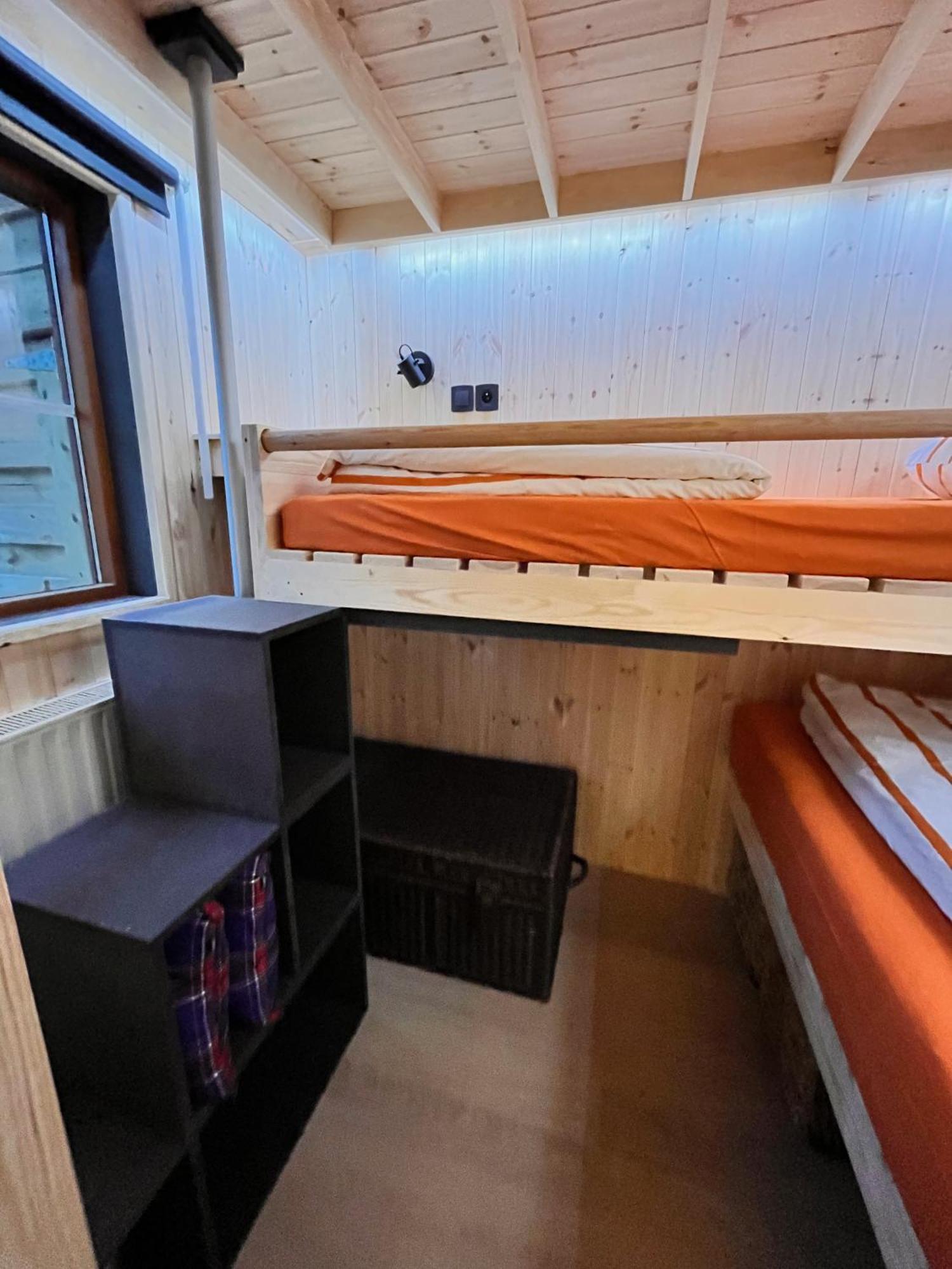 Vakantiechalet Voor 4 Plus 2 Met Sauna Lanaken Luaran gambar