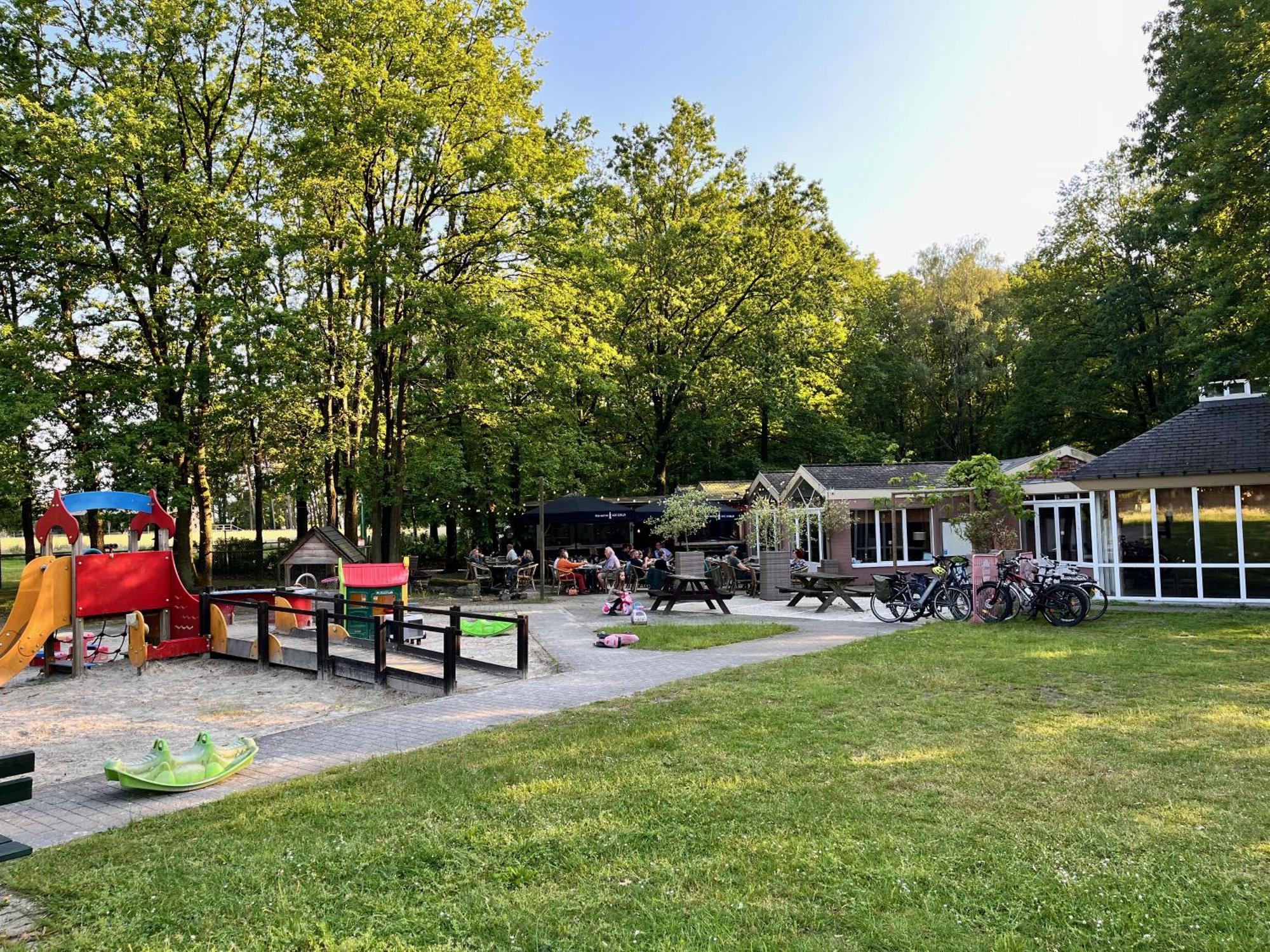 Vakantiechalet Voor 4 Plus 2 Met Sauna Lanaken Luaran gambar